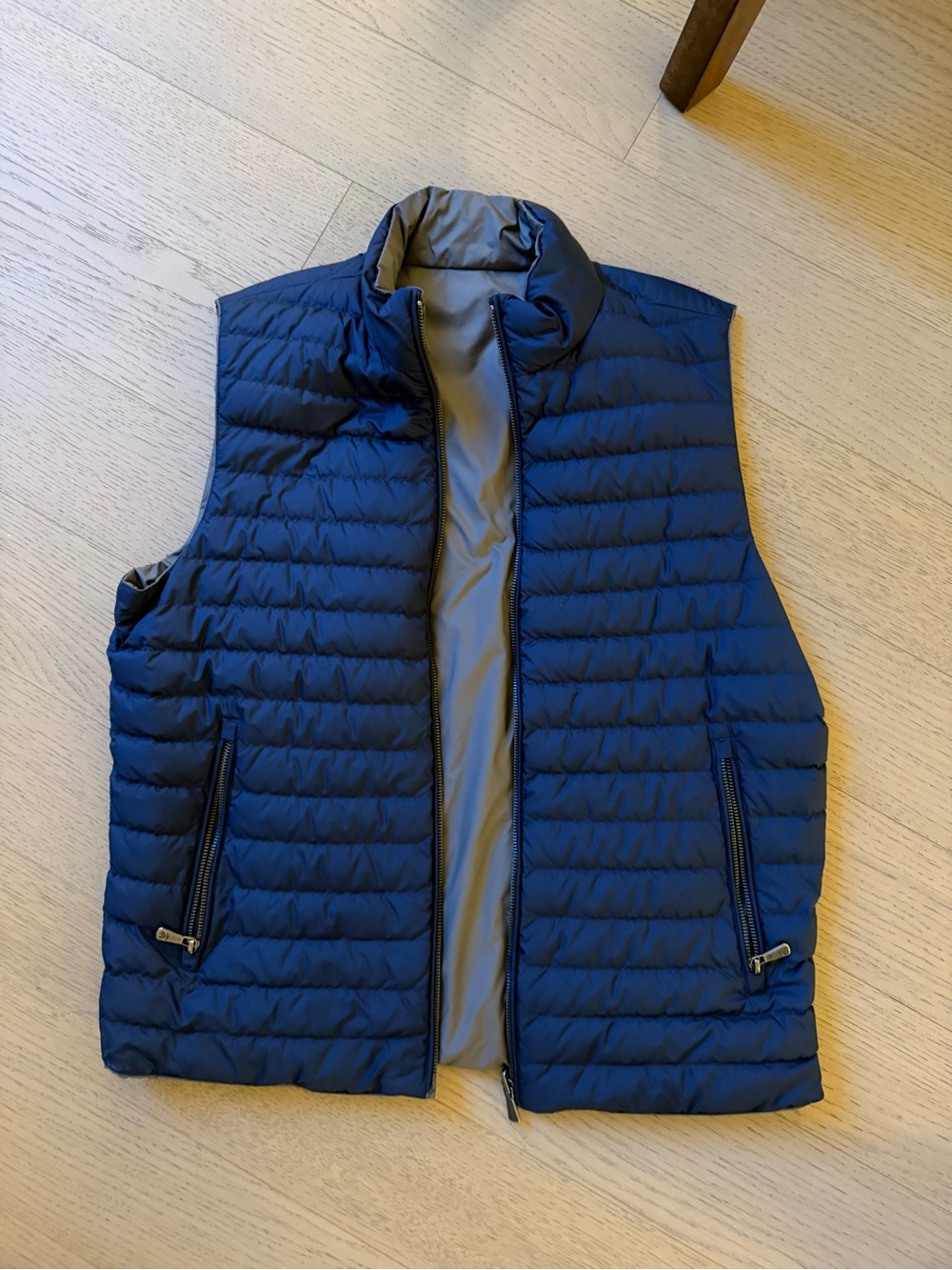 Reversible Men's Quilted Puffer Vest - Navy